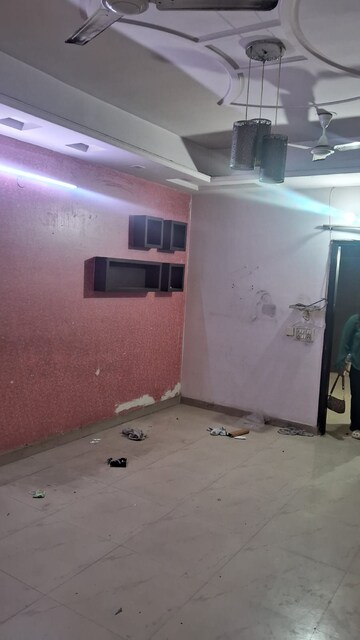 Room in 2.5 BHK Apartment at ABCZ East Avenue, Sector 73 – for Rent
