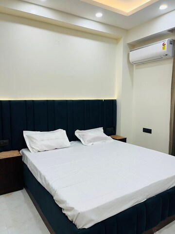 Bedroom in 2 BHK Builder Floor at Ansal Sushant Apartments, Sushant Lok I – for Rent