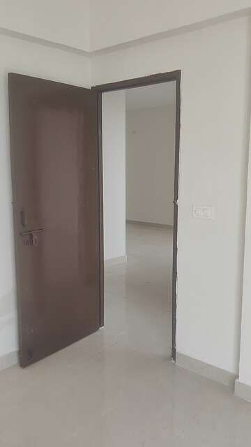 Building Lobby in 2 BHK Apartment at Signature Global Proxima Phase 2, Sector 89 – for Rent