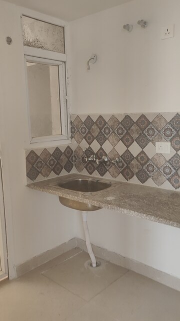 Bathroom in 2 BHK Apartment at Signature Global Proxima Phase 2, Sector 89 – for Rent