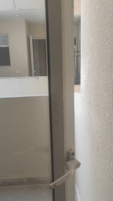 Building Lobby in 2 BHK Apartment at Signature Global Proxima Phase 2, Sector 89 – for Rent