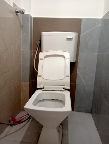 Bathroom in 1 BHK Apartment at Sunrise CHS Mhada, Goregaon East – for Rent