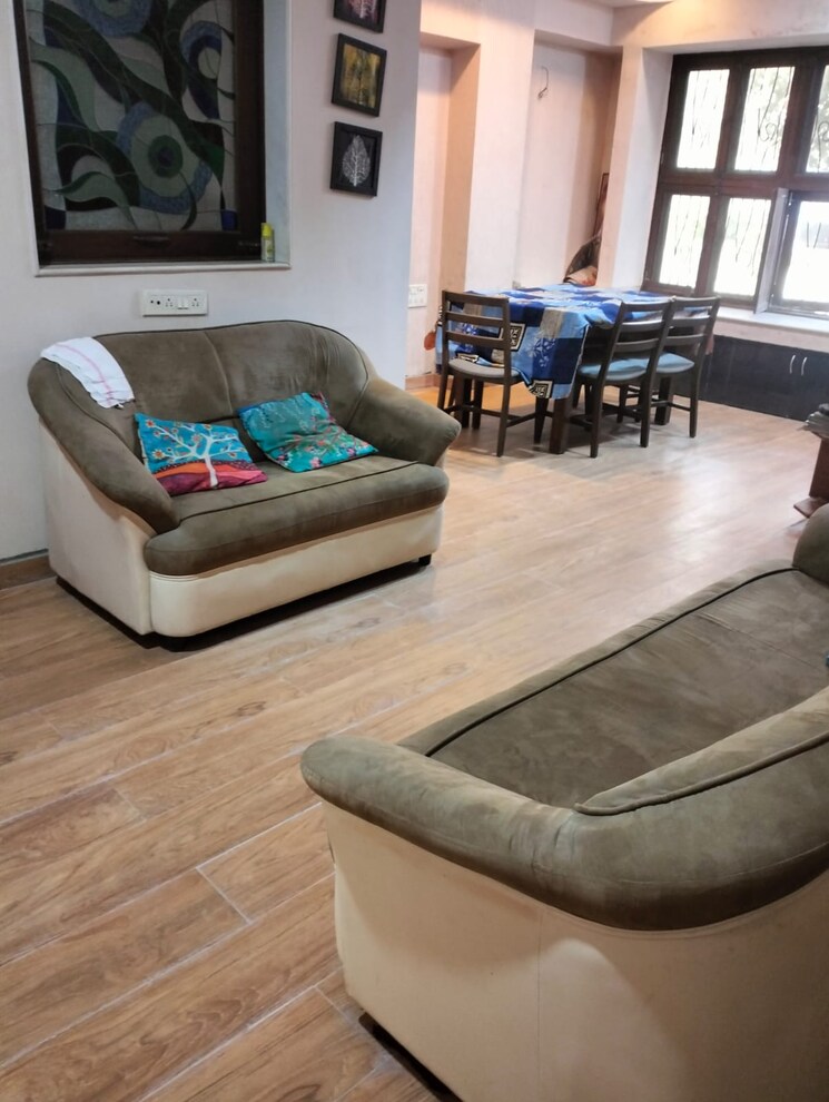 Gym, santacruz east 4 Bedroom 3000 Sq.Ft. Villa In Santacruz East Mumbai 8215469