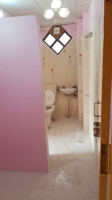 Bathroom in 3 BHK Apartment at Faizabad Road – for Rent