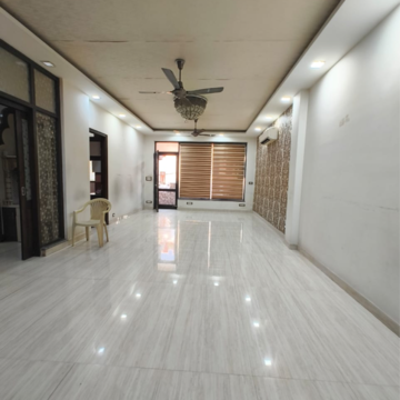 Living Room in 3 BHK Builder Floor at Nehru Enclave – for Rent