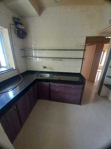 Kitchen in 2.5 BHK Apartment at Lokhandwala Vinay Tower, Kandivali East – for Rent
