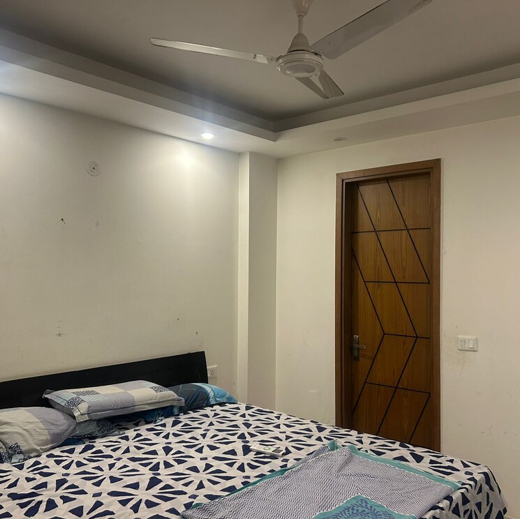 Bedroom, chittaranjan park 1.5 Bedroom 1400 Sq.Ft. Builder Floor In Chittaranjan Park Delhi 8215659