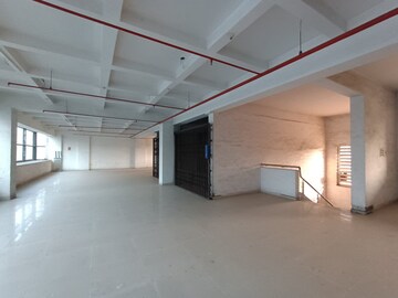 Staircase in  Showroom at Sanpada – for Rent