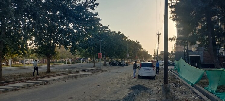  Parking, eta ii greater noida 3 Bedroom 1450 Sq.Ft. Apartment In Eta Ii Greater Noida Greater Noida 8215694