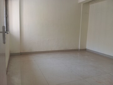 Room in 2 BHK Apartment at Happy Valley, Manpada – for Sale