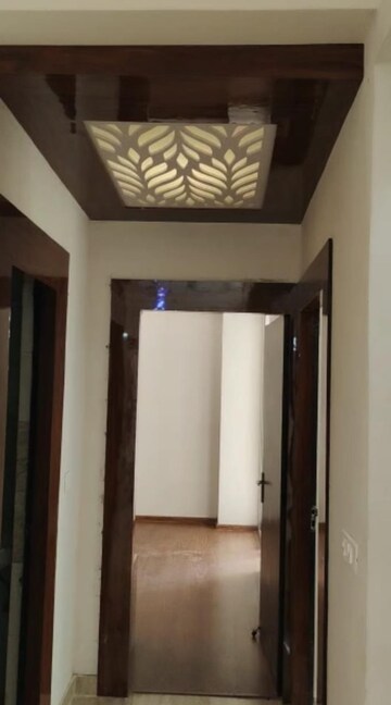 Building Lobby in 3 BHK Apartment at Amrapali Golf Homes, Sector 4, Greater Noida – for Rent