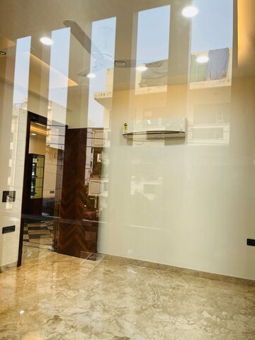 Kitchen in 3 BHK Builder Floor at Ansal Sushant Lok I, Sector 43 – for Rent
