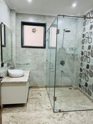 Bathroom in 3 BHK Builder Floor at Ansal Sushant Lok I, Sector 43 – for Rent