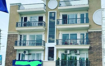 3 BHK Builder Floor For Sale in Sector 123
