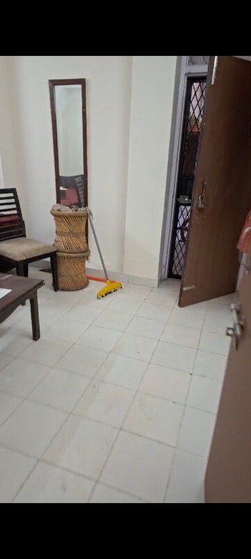 1.5 BHK Apartment For Rent in Vasant Kunj
