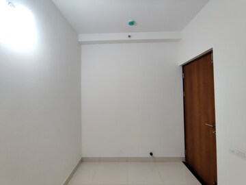 Room in 2.5 BHK Apartment at Brigade Cornerstone Utopia, Varthur – for Rent