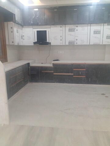 Bathroom in 3.5 BHK Builder Floor at Krishna Nagar – for Rent