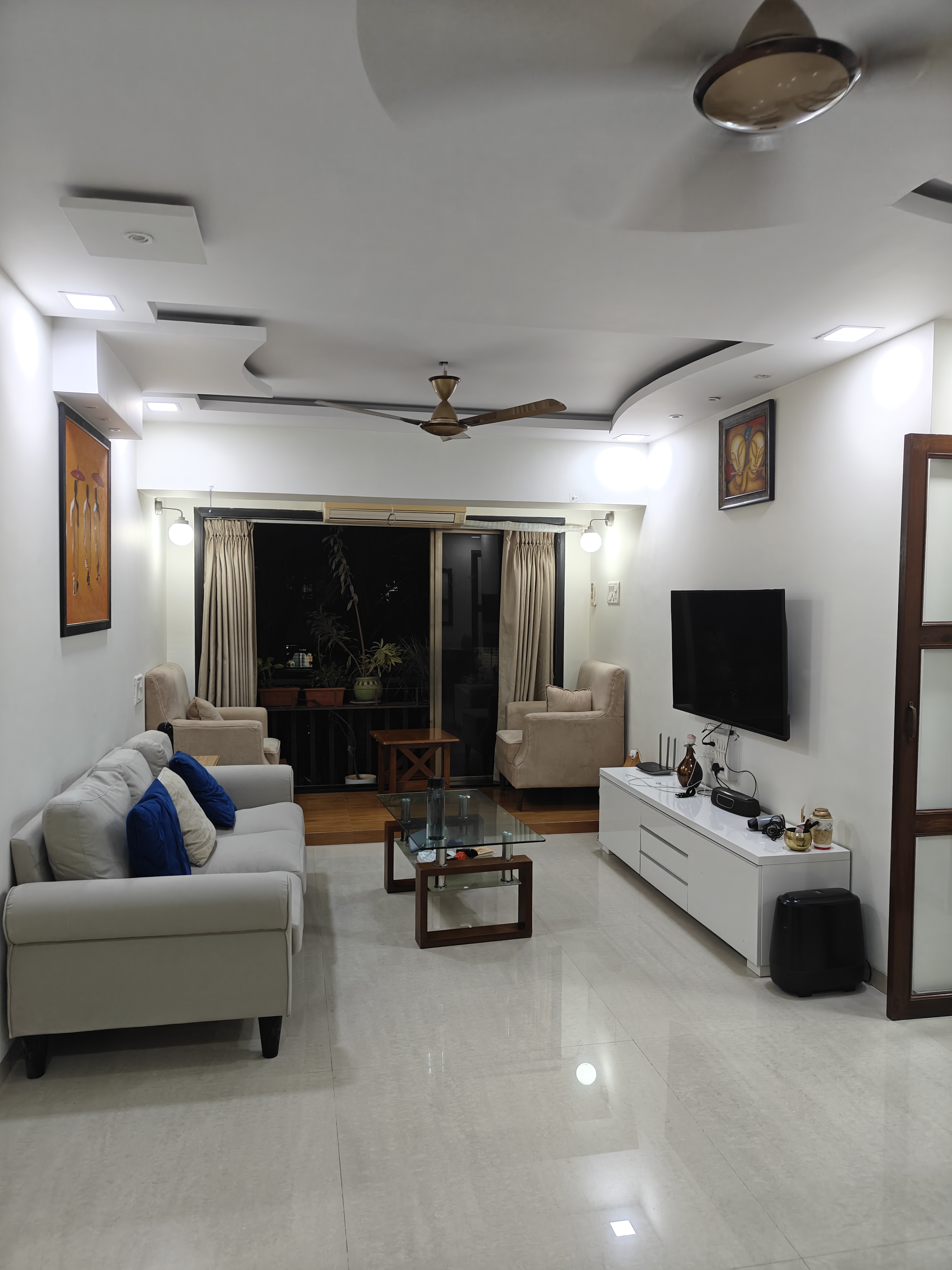 2 BHK + Study Room Apartment For Sale in Blue Mountain Towers