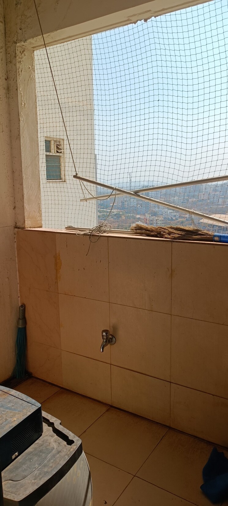 Bathroom, kolte-patil-life-republic-3-rd-avenue 2 Bedroom 885 Sq.Ft. Apartment In Hinjewadi Pune 8216006