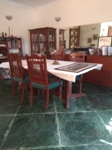Gym in 6 BHK Independent House at New Friends Colony – for Sale