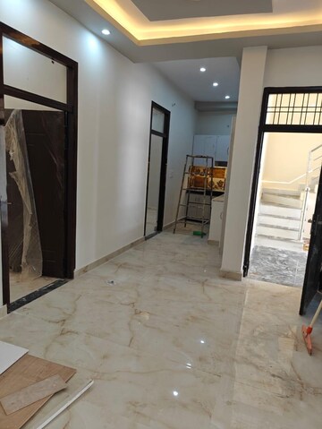 Room in 3 BHK Independent House at Gomti Nagar – for Sale