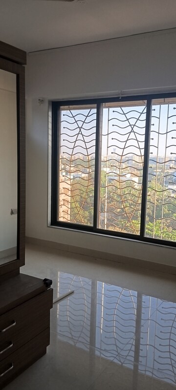 Room in 3 BHK Apartment at Andheri West – for Rent