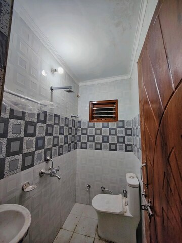 Bathroom in 2 BHK Builder Floor at Sahastradhara Road – for Sale
