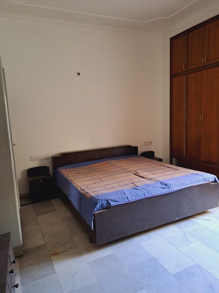 Bedroom, sector 31 3 Bedroom 2000 Sq.Ft. Builder Floor In Sector 31 Gurgaon 8216233