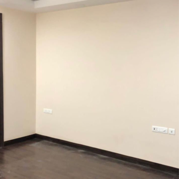 Room in 3 BHK Builder Floor at Kalkaji – for Rent