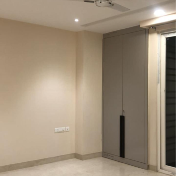 Room in 3 BHK Builder Floor at Kalkaji – for Rent