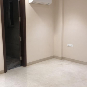 Room in 3 BHK Builder Floor at Kalkaji – for Rent