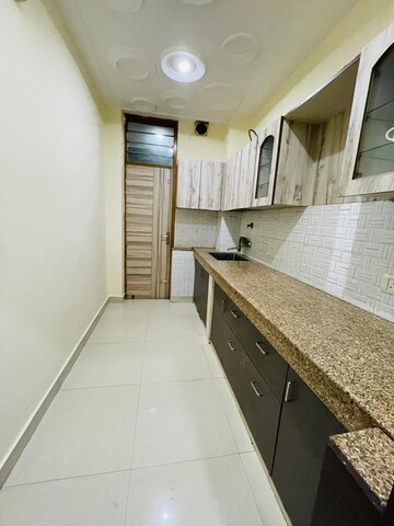 Kitchen in 2 BHK Builder Floor at Sector 30 – for Rent