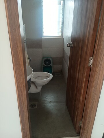 Furnished Amenities in 1 BHK Apartment at Pardis CVII, Chembur – for Sale