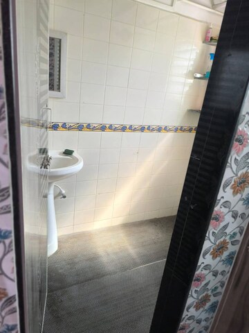 Bathroom in 1 BHK Apartment at Vishrantwadi – for Rent
