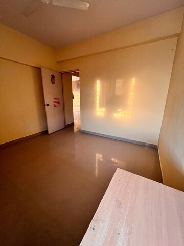 Room in 1 BHK Apartment at Dhanori – for Rent