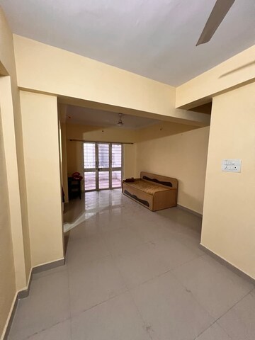 Room in 1 BHK Apartment at Dhanori – for Rent