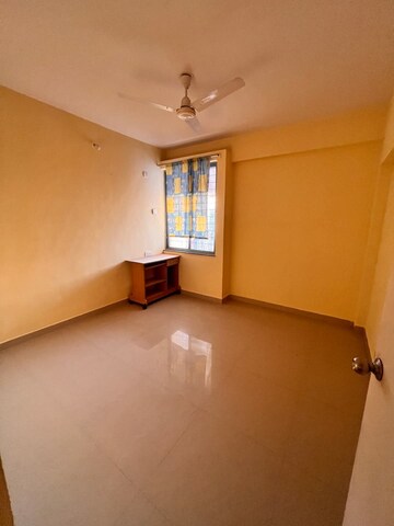 Room in 1 BHK Apartment at Dhanori – for Rent