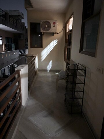 Staircase in 3 BHK Builder Floor at Sector 40 – for Rent