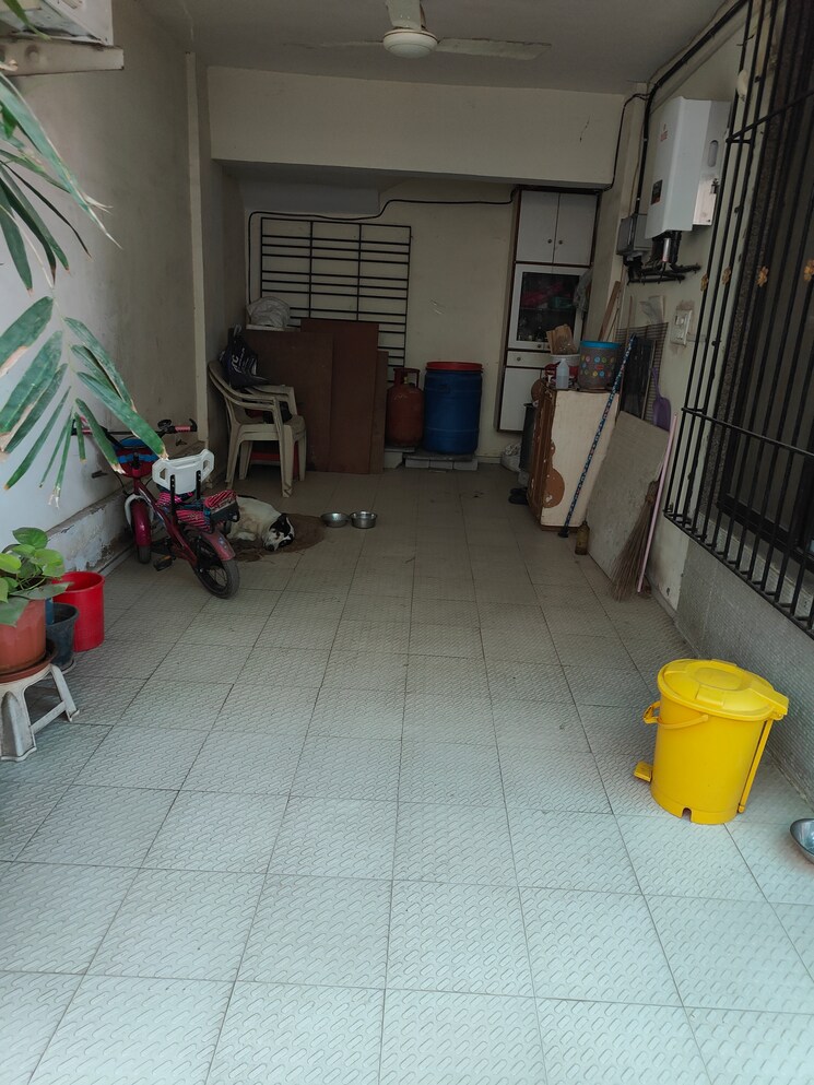  Parking, vasai west 3 Bedroom 2500 Sq.Ft. Villa In Vasai West Palghar 8216516