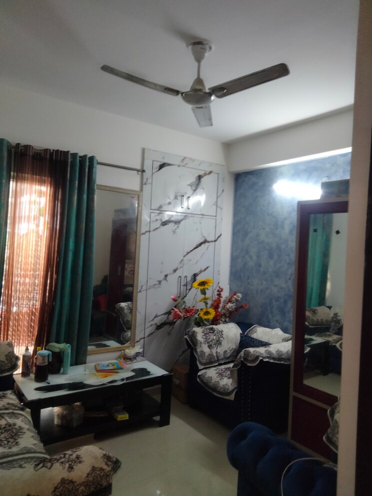 Living Room, windsor-paradise-2 3 Bedroom 963 Sq.Ft. Apartment In Raj Nagar Extension Ghaziabad 8216526