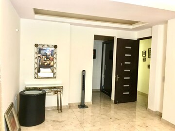Living Room in 4 BHK Apartment at Ambience Tiverton, Sector 50 – for Rent