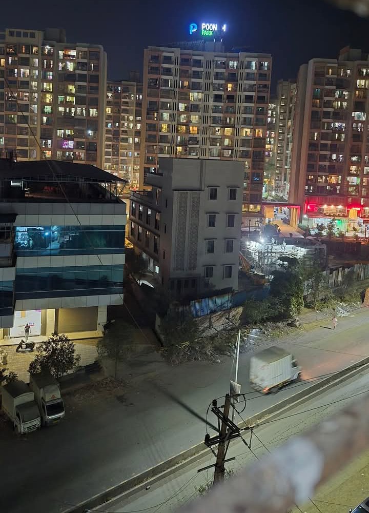 2 BHK + Extra Room 700 Sq.Ft. Apartment in HDIL Residency Park