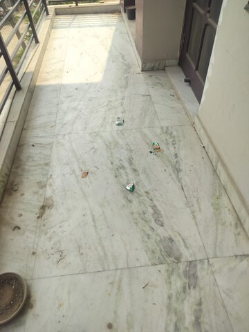 Balcony in 1 BHK Builder Floor at Sector 40 – for Rent
