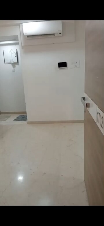 Room in 3 BHK Apartment at Srishti Harmony 3 Phase 1, Powai – for Rent