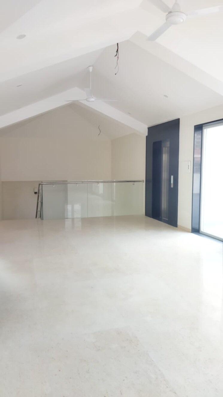 undefined, unitech-uniworld-resorts-the-residences 5 Bedroom 6968 Sq.Ft. Villa In Sector 33 Gurgaon 8216594