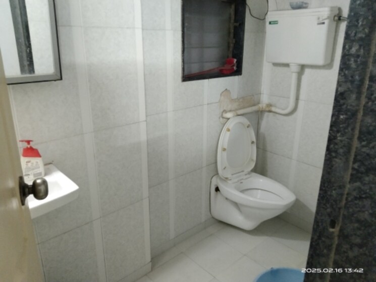 Bathroom, jairajratna-chs-ltd 2 Bedroom 657 Sq.Ft. Apartment In Goregaon West Mumbai 8216589