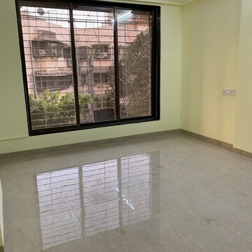 Room in 1 BHK Apartment at Alpha Residency Borivali, Eksar – for Rent