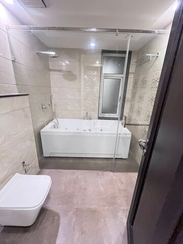Kitchen in 2 BHK Builder Floor at Sector 46 – for Rent