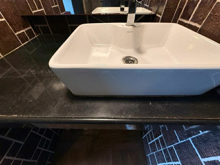 Bathroom, sapphire-lakeside 1 Bedroom 500 Sq.Ft. Apartment In Powai Mumbai 8216691