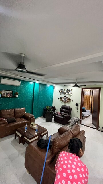 Living Room in 2 BHK Builder Floor at Sector 47 – for Rent